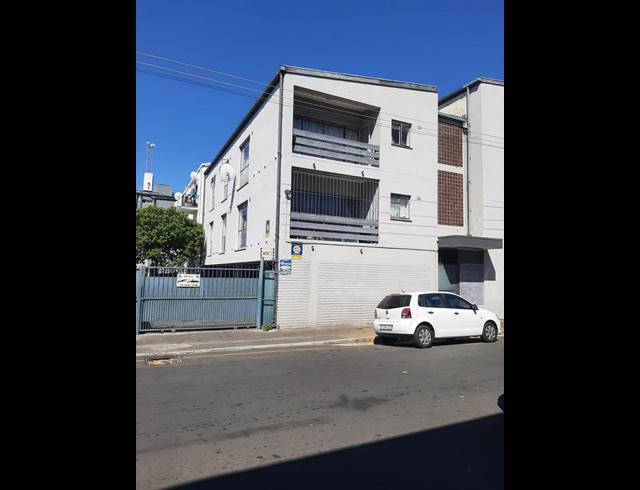 1 BEDROOM PROPERTY TO RENT IN GOODWOOD CENTRAL